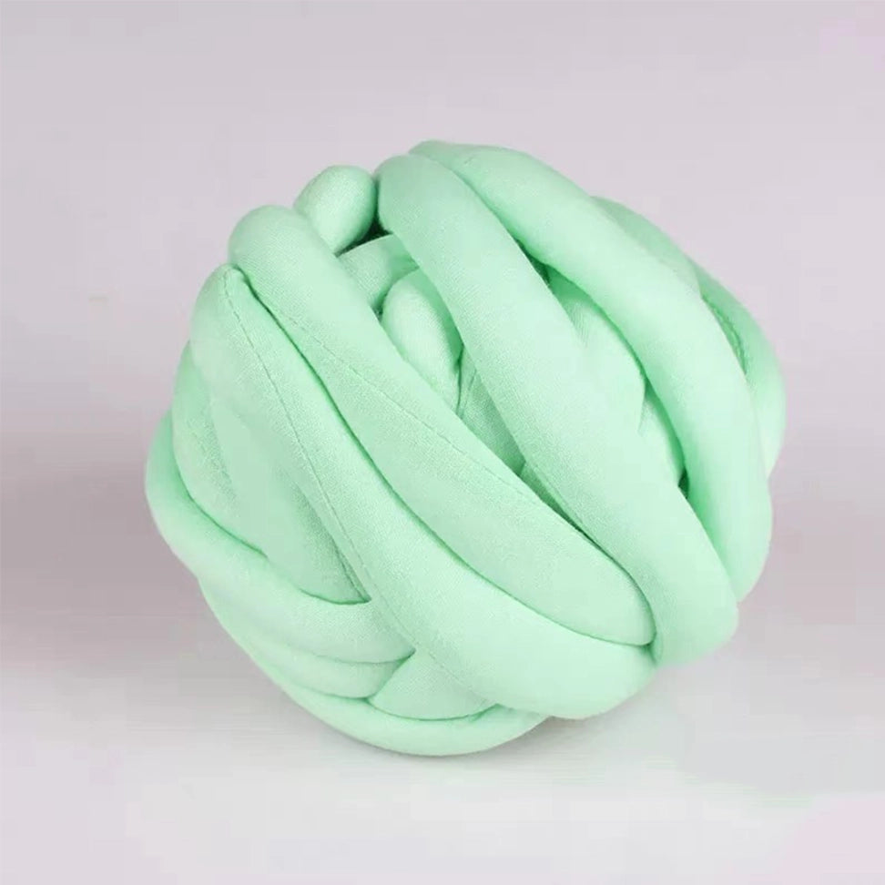 Extra-Thick Tubular Cotton Yarn (250g): Approximately 0.8 inches in diameter, Super Bulky, Arm Knitting