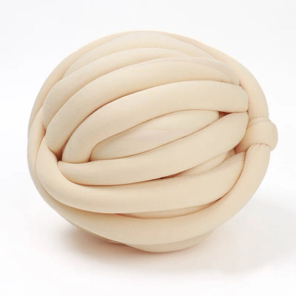 Extra-Thick Tubular Cotton Yarn (250g): Approximately 0.8 inches in diameter, Super Bulky, Arm Knitting