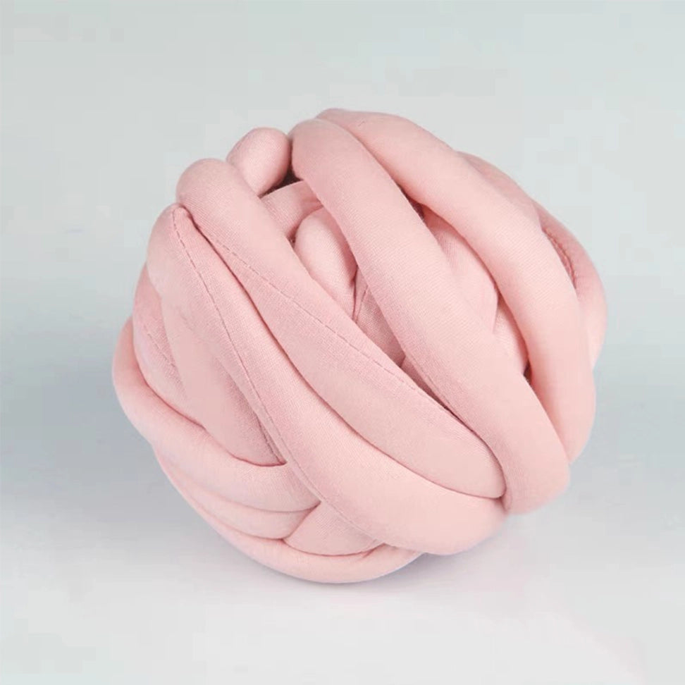 Extra-Thick Tubular Cotton Yarn (250g): Approximately 0.8 inches in diameter, Super Bulky, Arm Knitting