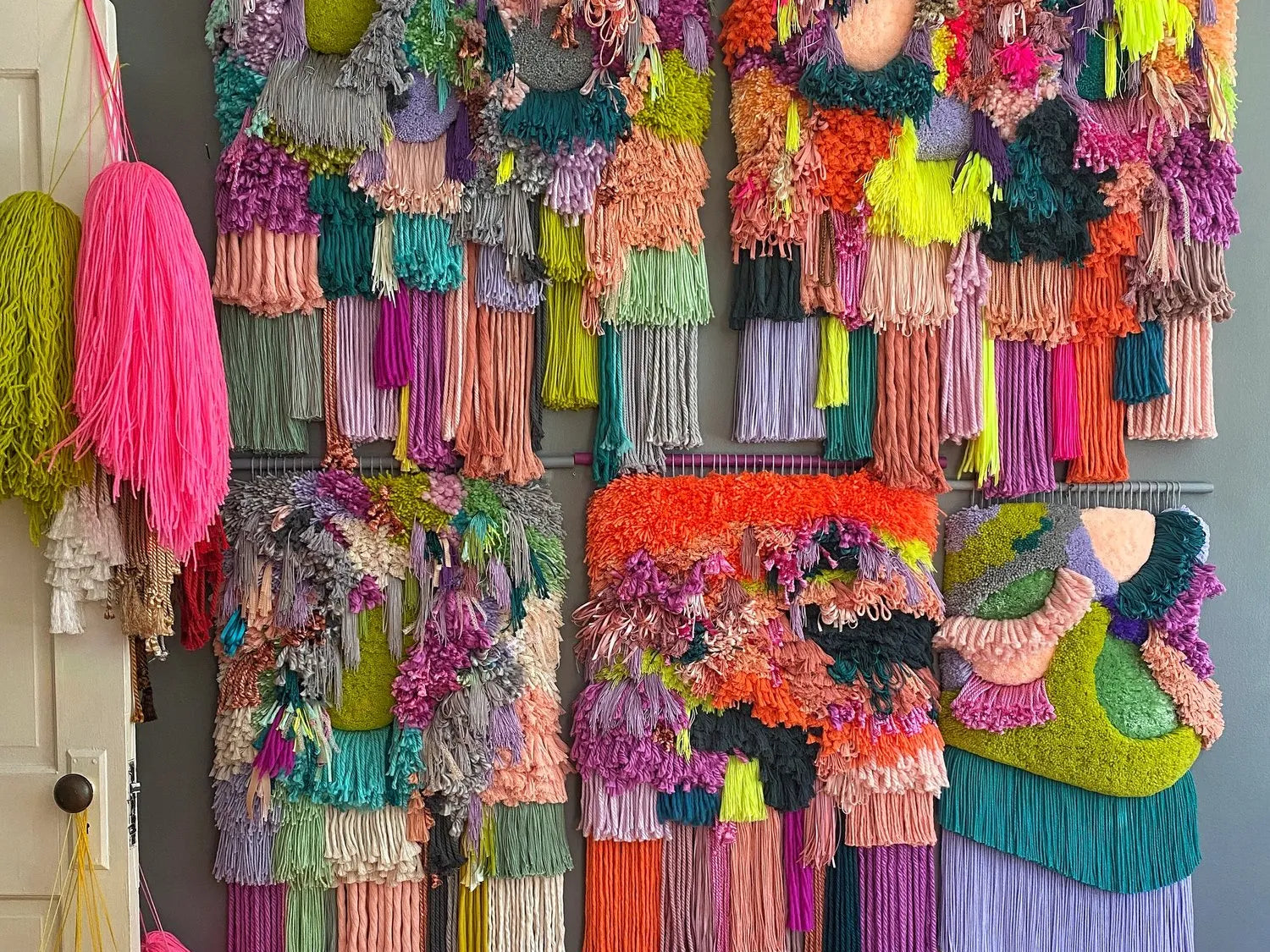 Juju Just: Weaving Emotions into Colorful Textures