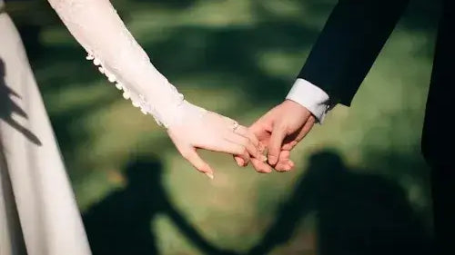 The Ultimate Guide to Thoughtful and Unique Wedding Gifts Featuring Chill Fuzz Carpets