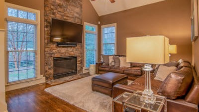 Different Types of Rugs for Home Decor_pic1