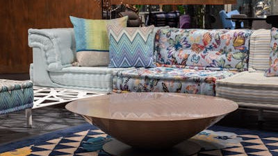 The latest trends in outdoor rug design_pic1