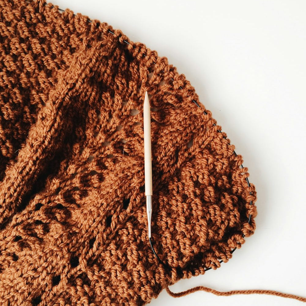 Knitting Handicraft: A Therapeutic Hobby for Relaxation_pic1