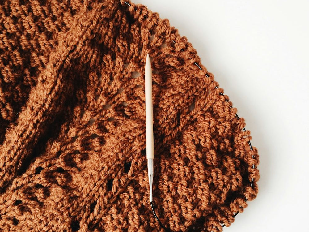 Knitting Handicraft: A Therapeutic Hobby for Relaxation_pic1