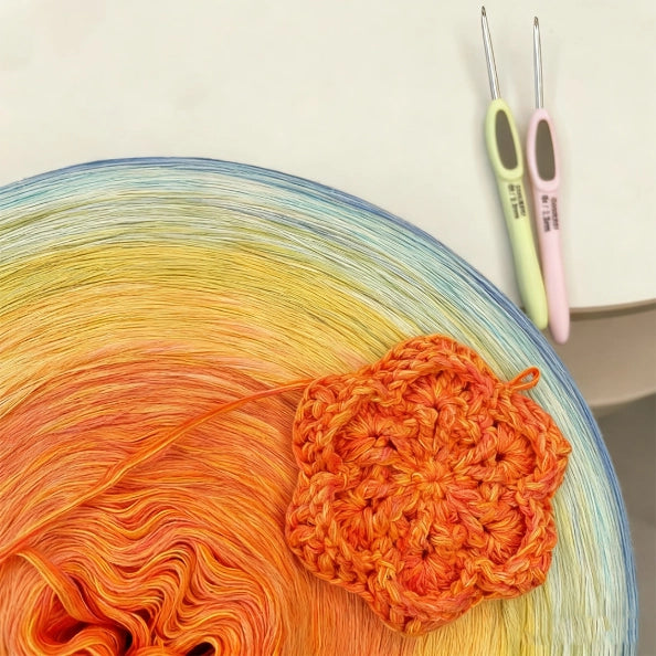 Gradient Segment-Dyed Cake Yarn 100 Grams