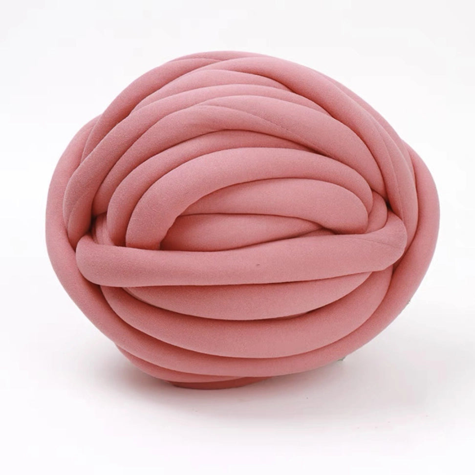 Extra-Thick Tubular Cotton Yarn (250g): Approximately 0.8 inches in diameter, Super Bulky, Arm Knitting