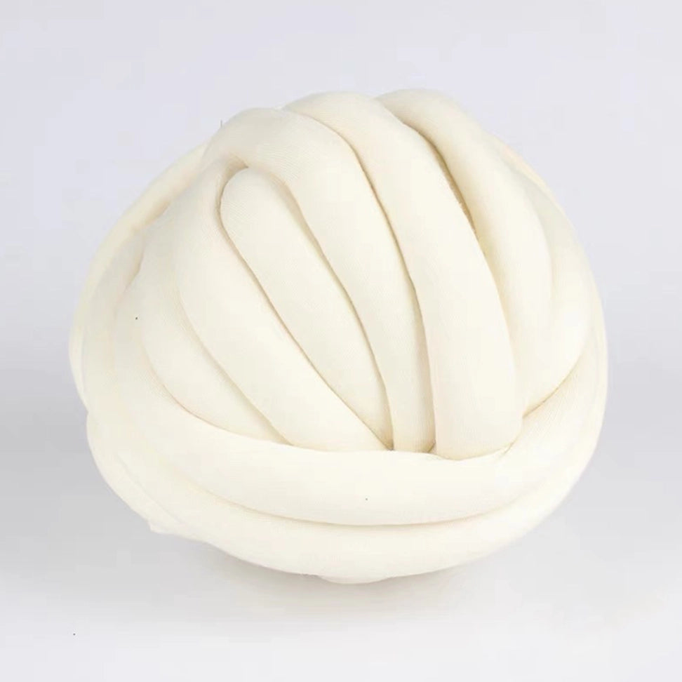 Extra-Thick Tubular Cotton Yarn (250g): Approximately 0.8 inches in diameter, Super Bulky, Arm Knitting