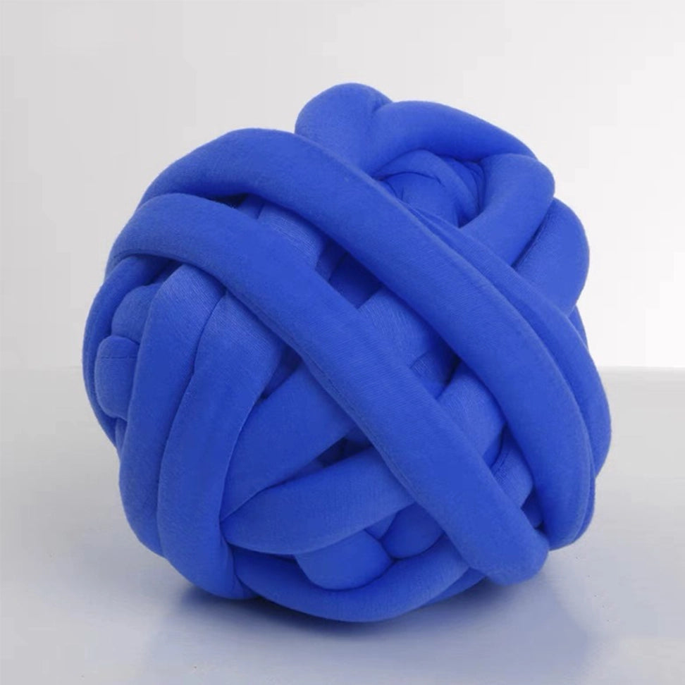 Extra-Thick Tubular Cotton Yarn (250g): Approximately 0.8 inches in diameter, Super Bulky, Arm Knitting