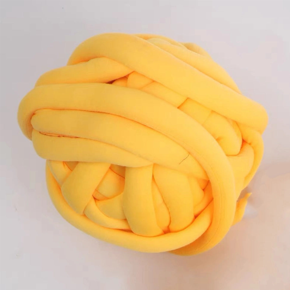 Extra-Thick Tubular Cotton Yarn (250g): Approximately 0.8 inches in diameter, Super Bulky, Arm Knitting