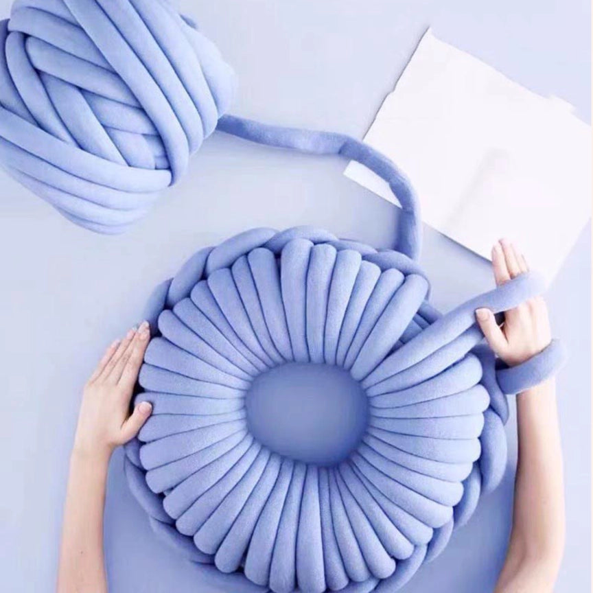 Extra-Thick Tubular Cotton Yarn (250g): Approximately 0.8 inches in diameter, Super Bulky, Arm Knitting