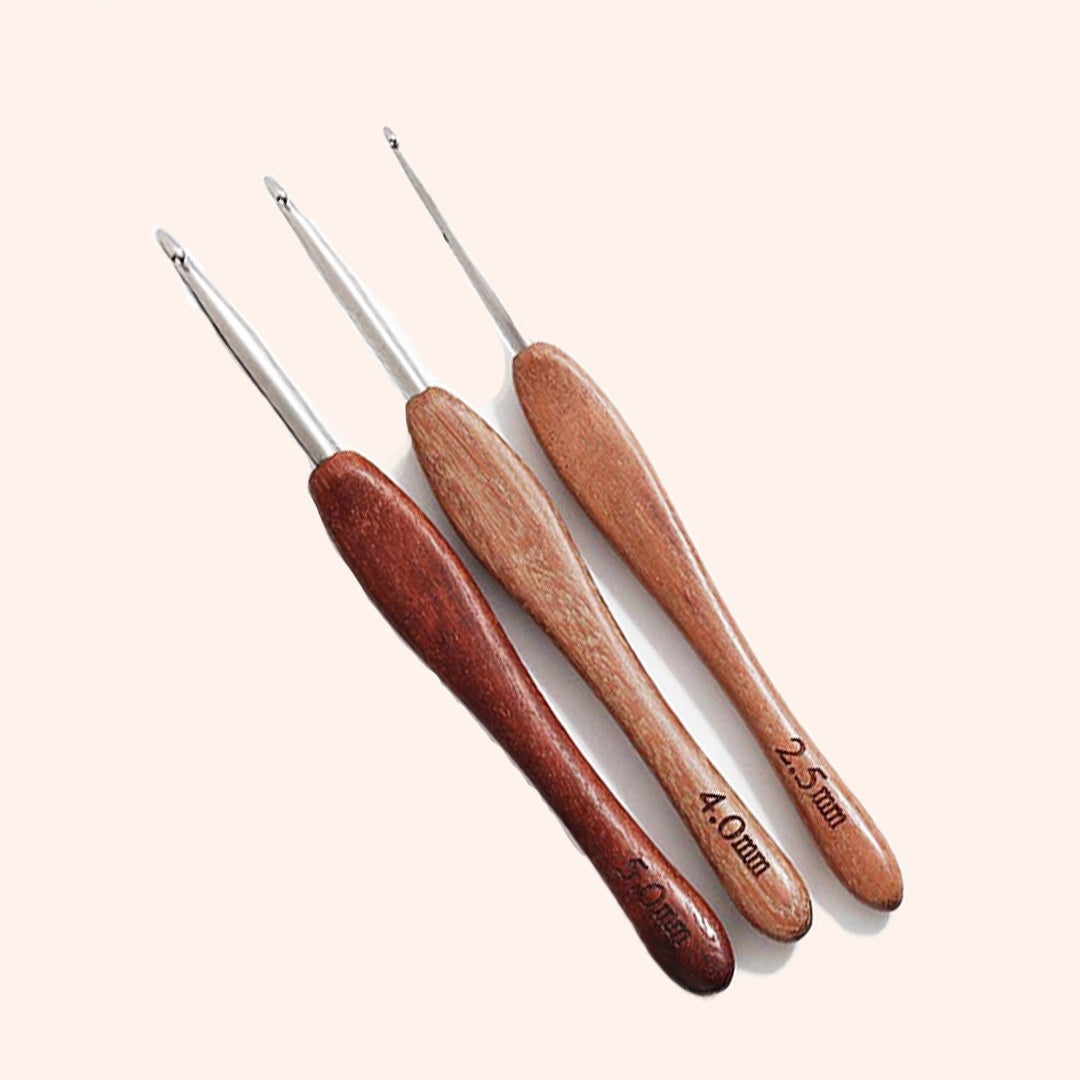 Crocheting Tools - Blood Sandalwood Crochet Hook
