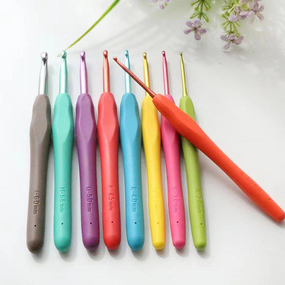 Crochet Tool - 12-Piece Stainless Steel Crochet Hook Set with Colored Handles