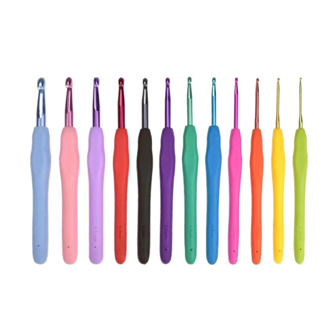 Crochet Tool - 12-Piece Stainless Steel Crochet Hook Set with Colored Handles