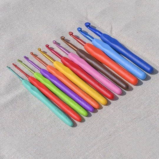 Crochet Tool - 12-Piece Stainless Steel Crochet Hook Set with Colored Handles
