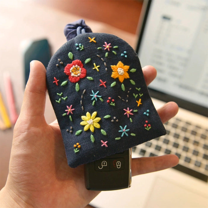 DIY Embroidery - Key Pouch