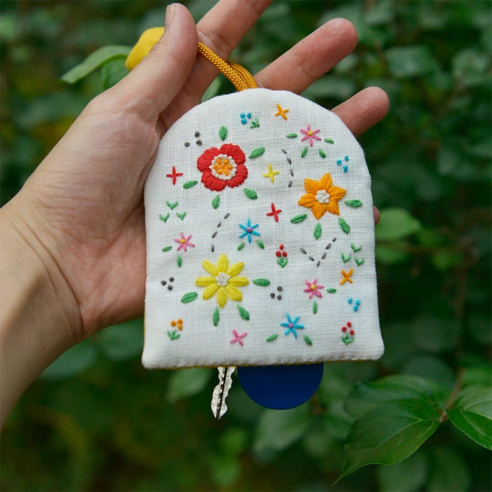 DIY Embroidery - Key Pouch