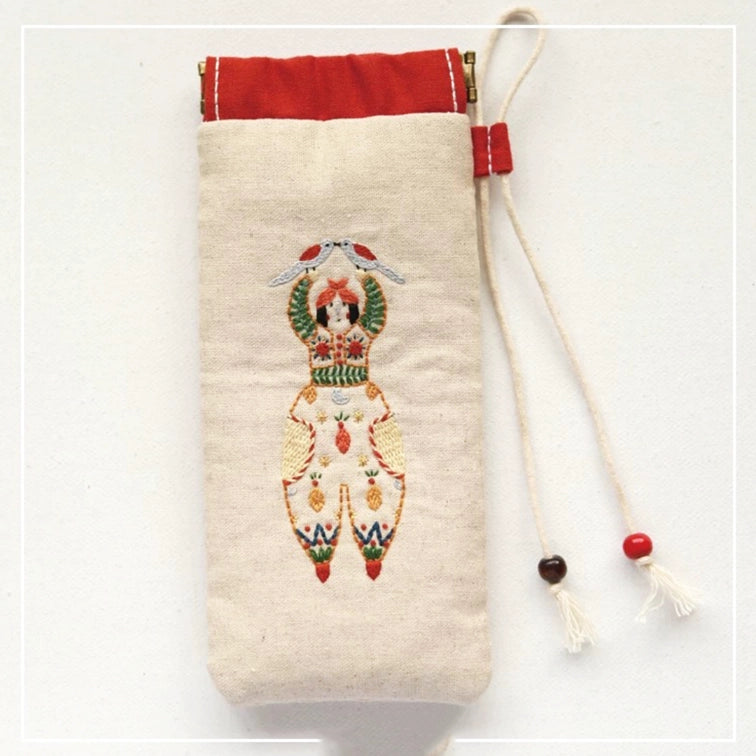 DlY Embroidery - Eyeglass Case