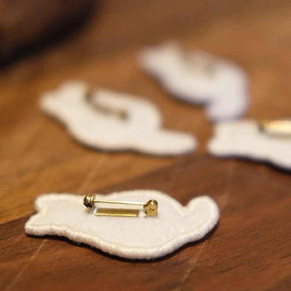 DlY Embroidery-Cat Brooch