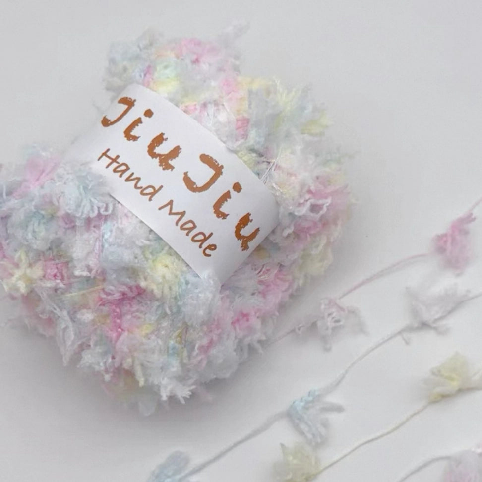 Feather Yarn 50 Grams