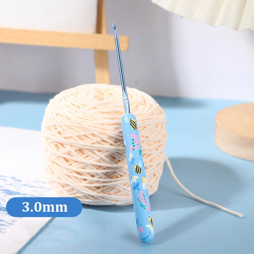 Crochet Tool - Blue Bee Print Crochet Hook