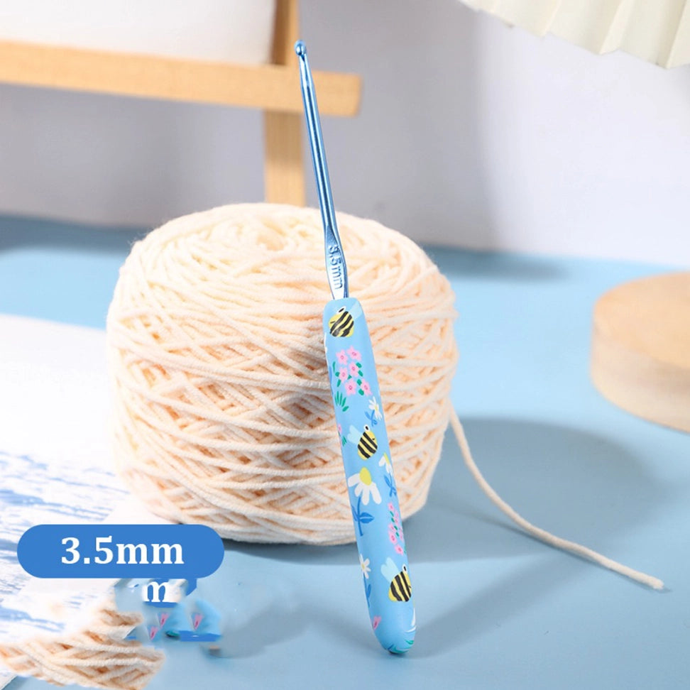Crochet Tool - Blue Bee Print Crochet Hook