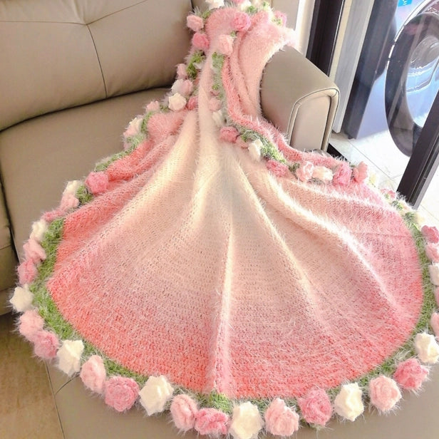 Crochet Kit - Gradient Fluffy Rose Blanket