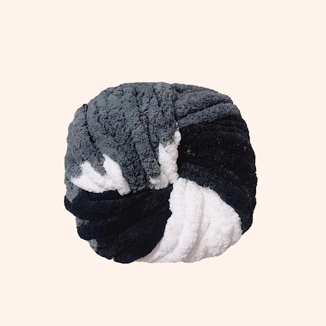 Super Thick Ice Yarn 0.8 Inches In Diameter 100 Grams